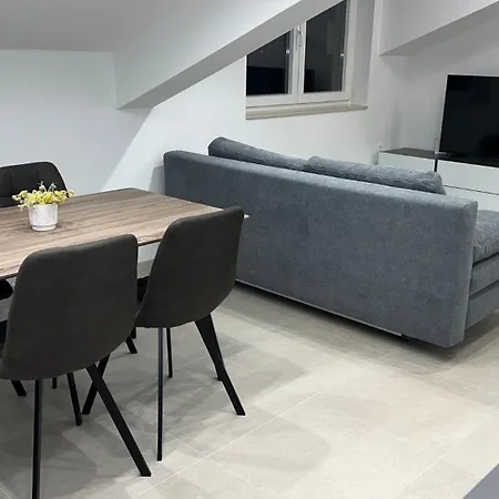 Dvosobni S Pogledom Na * Murter