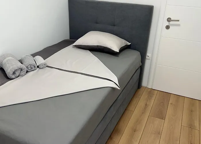 Dvosobni S Pogledom Na Murter